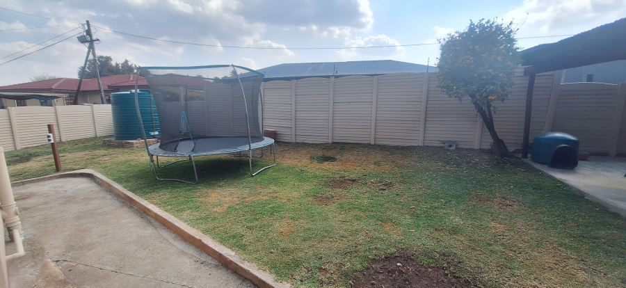 4 Bedroom Property for Sale in Krugersdorp North Gauteng