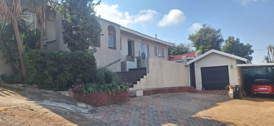 4 Bedroom Property for Sale in Kenmare Gauteng
