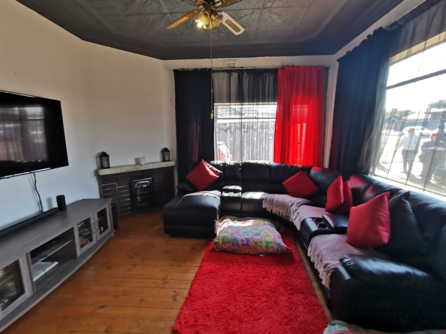 3 Bedroom Property for Sale in Florentia Gauteng