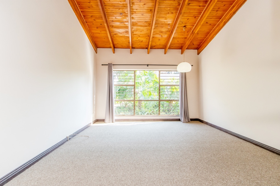 4 Bedroom Property for Sale in Linden Gauteng