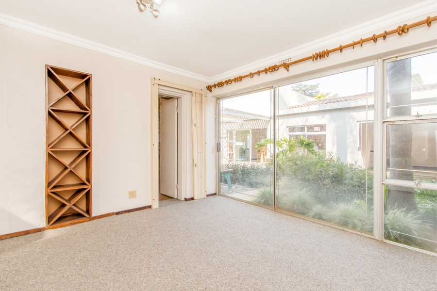 4 Bedroom Property for Sale in Linden Gauteng
