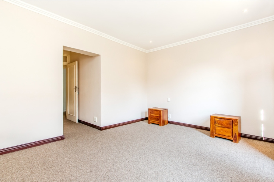 4 Bedroom Property for Sale in Linden Gauteng