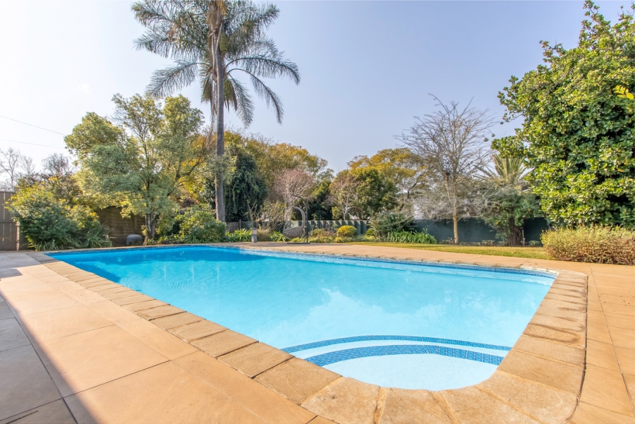 4 Bedroom Property for Sale in Linden Gauteng