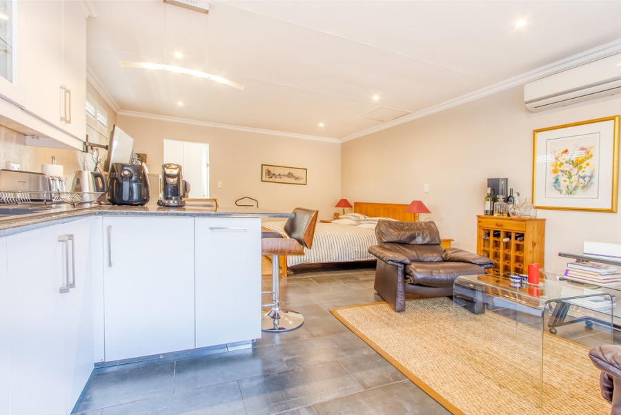 4 Bedroom Property for Sale in Linden Gauteng