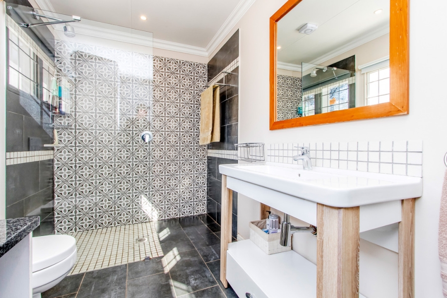 4 Bedroom Property for Sale in Linden Gauteng