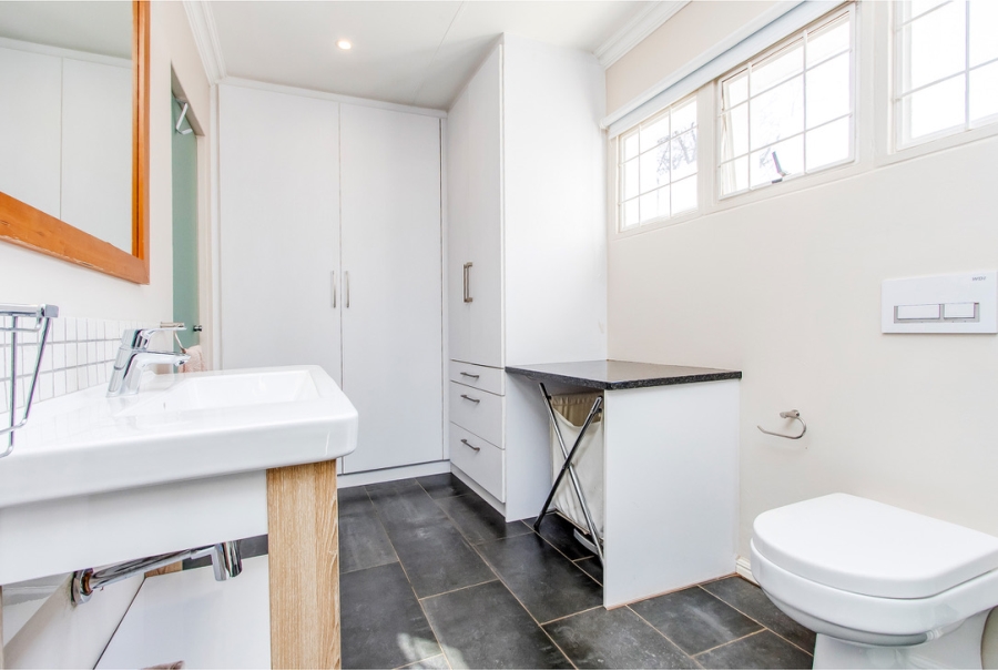 4 Bedroom Property for Sale in Linden Gauteng