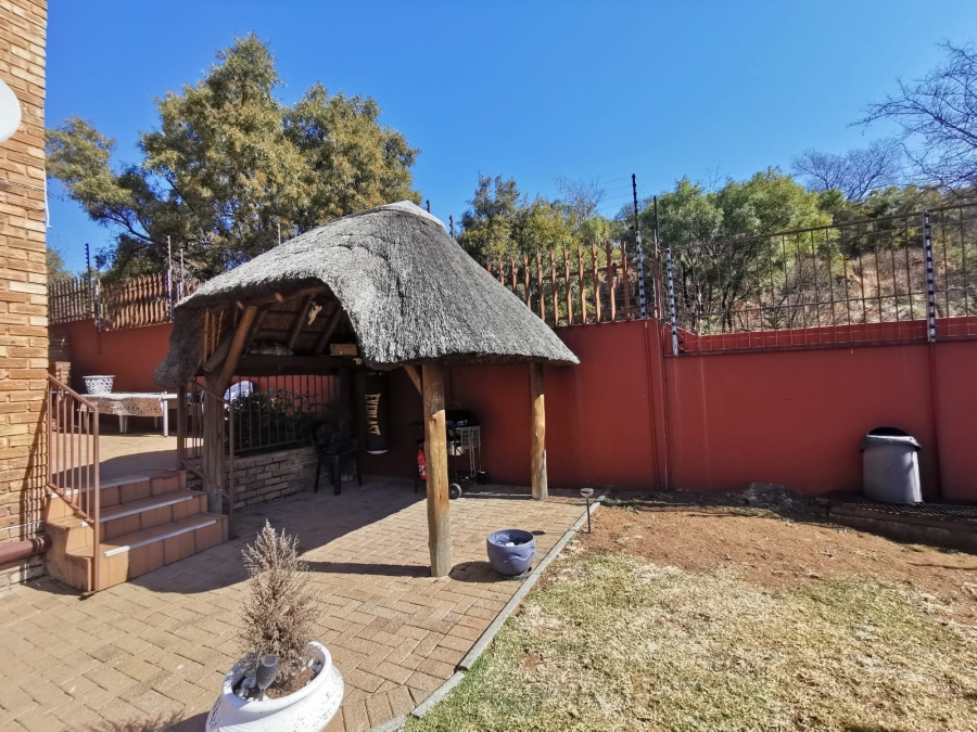 3 Bedroom Property for Sale in South Crest Gauteng