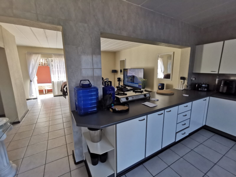 3 Bedroom Property for Sale in South Crest Gauteng