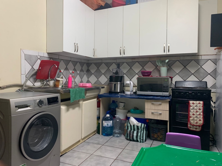 2 Bedroom Property for Sale in Muckleneuk Gauteng