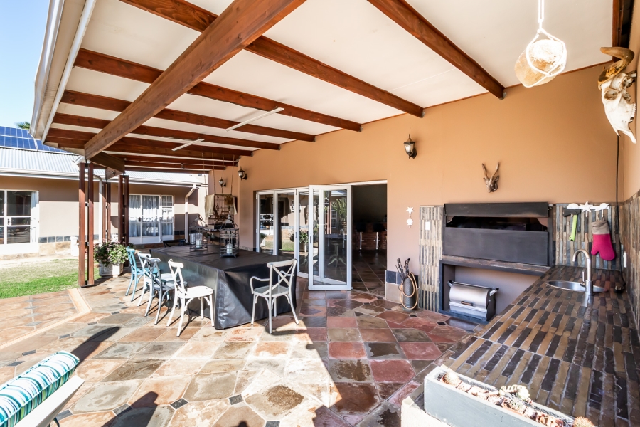 3 Bedroom Property for Sale in Waverley Gauteng