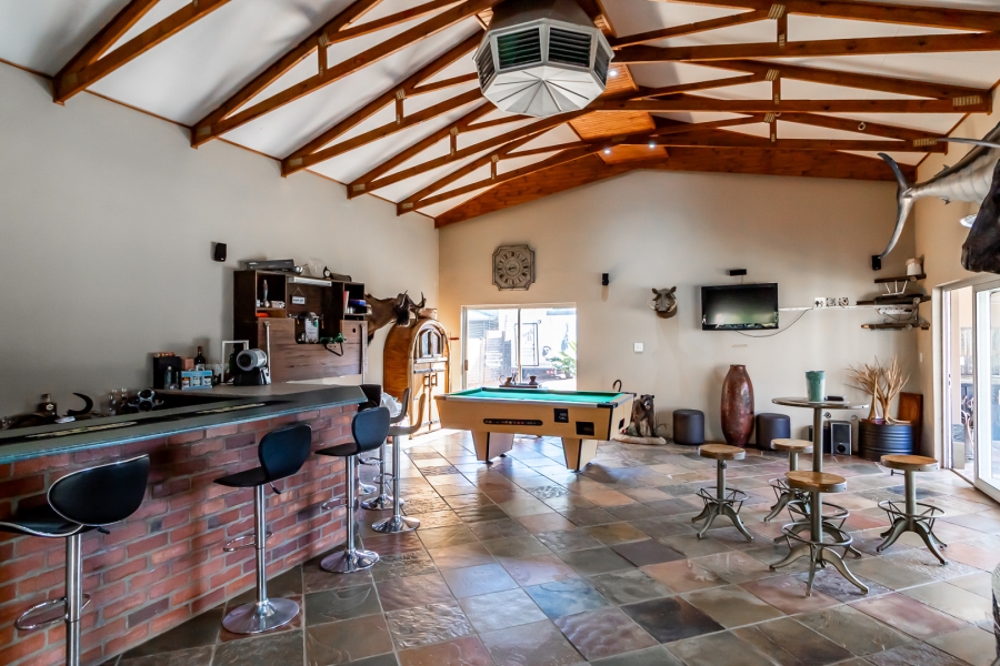 3 Bedroom Property for Sale in Waverley Gauteng