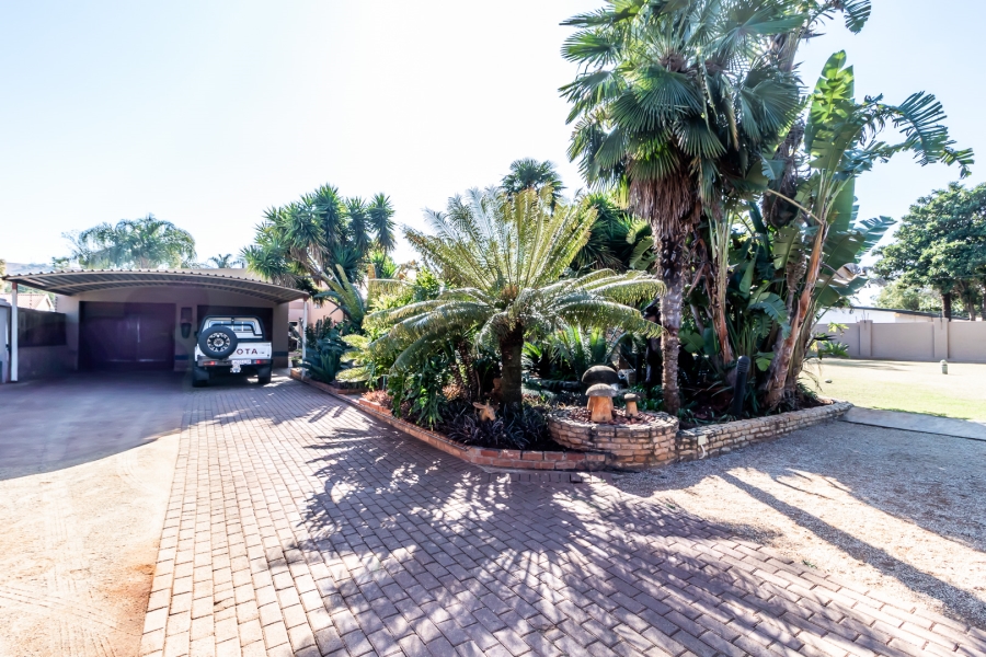 3 Bedroom Property for Sale in Waverley Gauteng