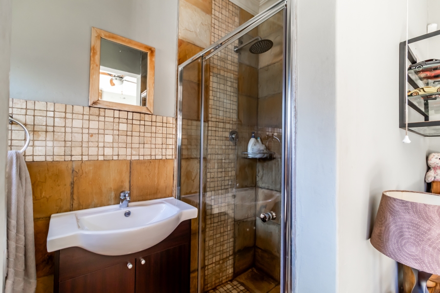 3 Bedroom Property for Sale in Waverley Gauteng