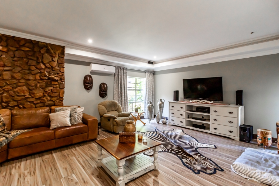 3 Bedroom Property for Sale in Waverley Gauteng