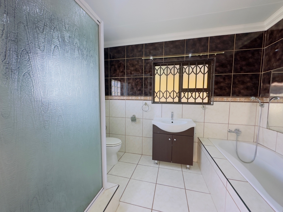7 Bedroom Property for Sale in Florentia Gauteng