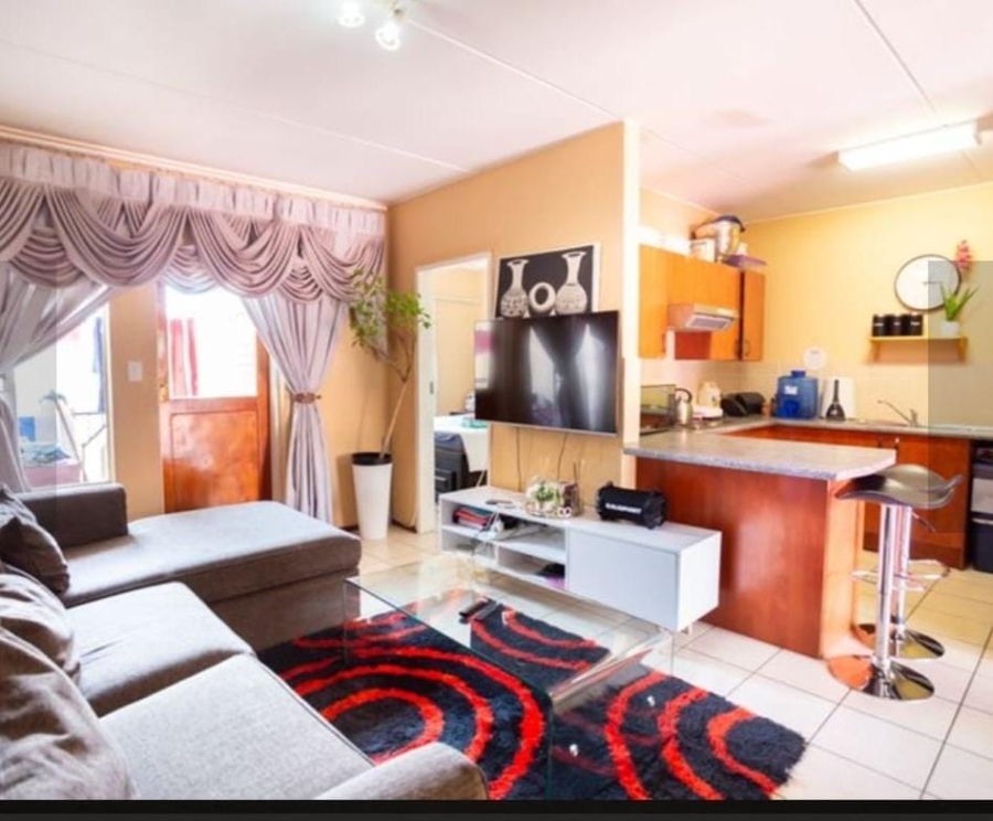 2 Bedroom Property for Sale in Comet Gauteng