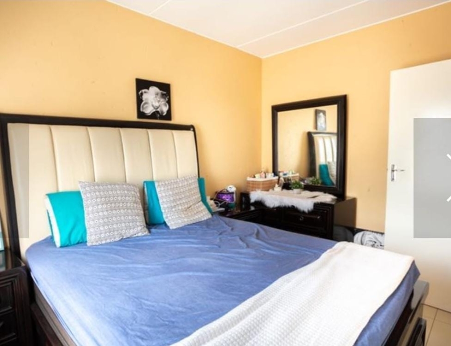 2 Bedroom Property for Sale in Comet Gauteng