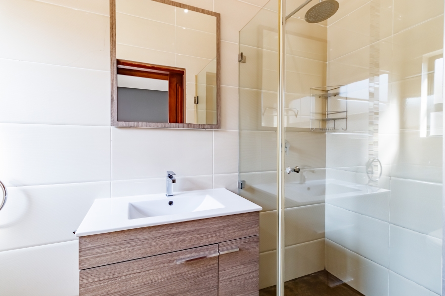 4 Bedroom Property for Sale in Midlands Estate Gauteng