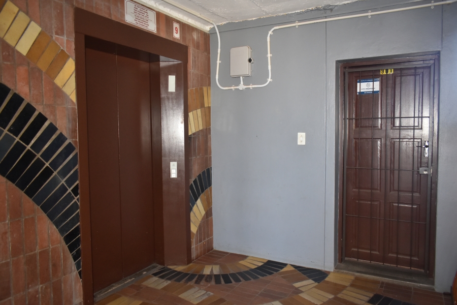 2 Bedroom Property for Sale in Sunnyside Gauteng