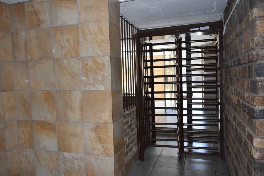 2 Bedroom Property for Sale in Sunnyside Gauteng