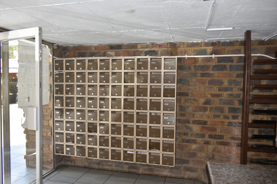 2 Bedroom Property for Sale in Sunnyside Gauteng