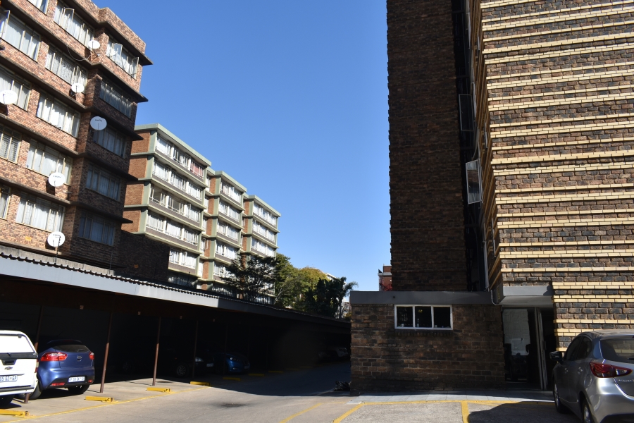 2 Bedroom Property for Sale in Sunnyside Gauteng