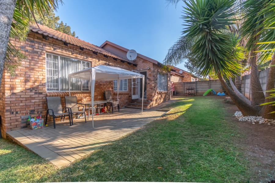 3 Bedroom Property for Sale in Sundowner Gauteng
