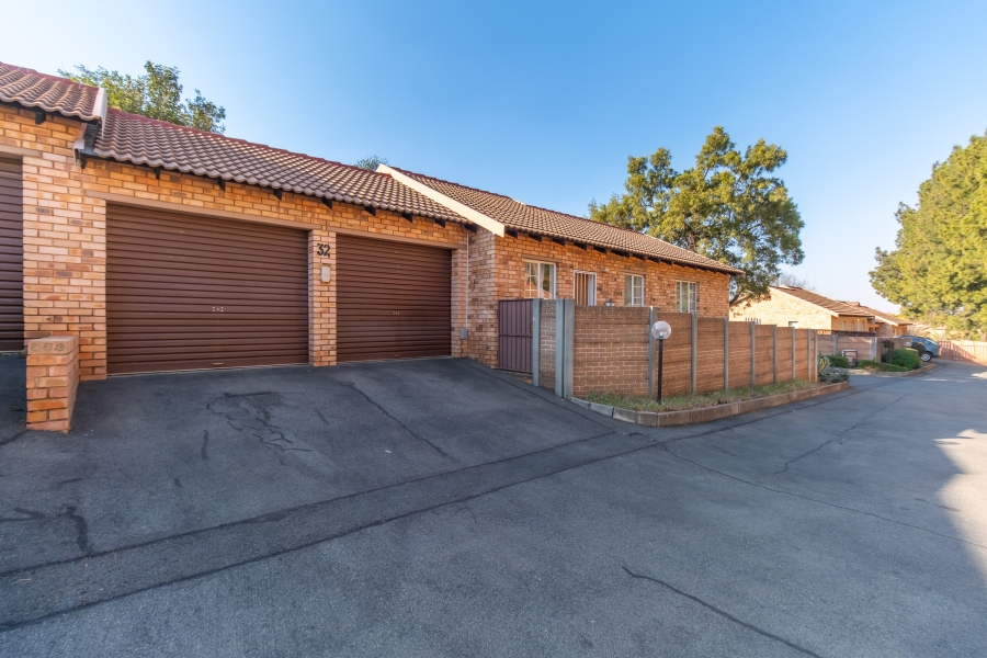 3 Bedroom Property for Sale in Sundowner Gauteng