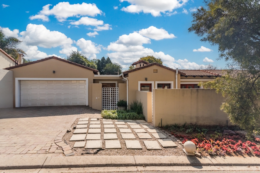 3 Bedroom Property for Sale in Lonehill Gauteng