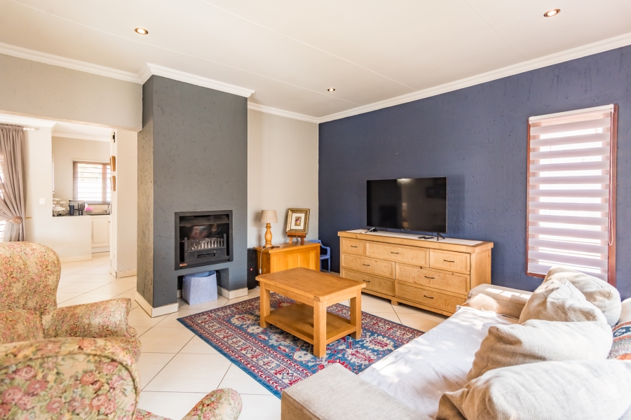 3 Bedroom Property for Sale in Lonehill Gauteng