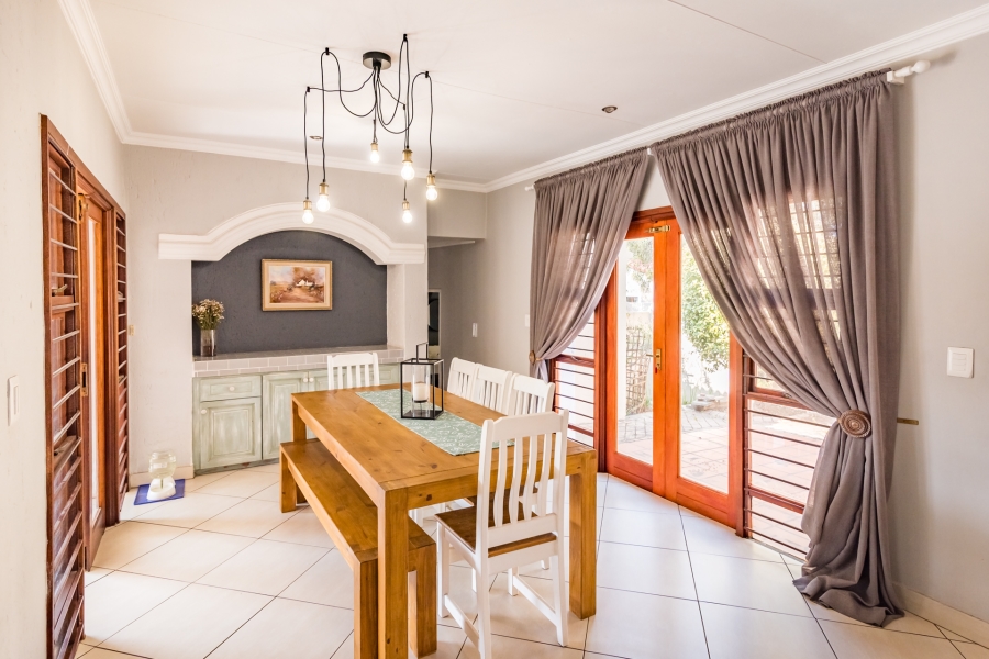 3 Bedroom Property for Sale in Lonehill Gauteng