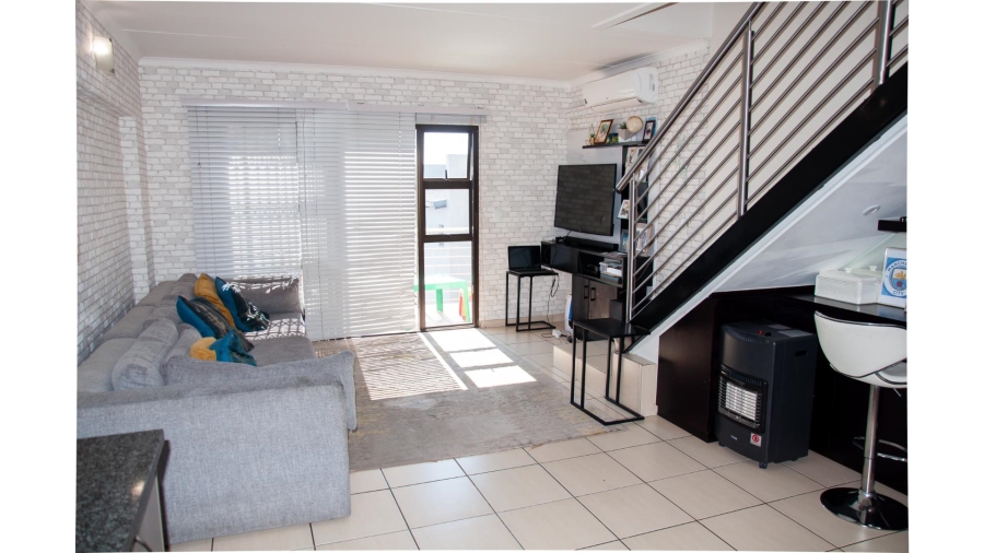 3 Bedroom Property for Sale in Barbeque Downs Gauteng