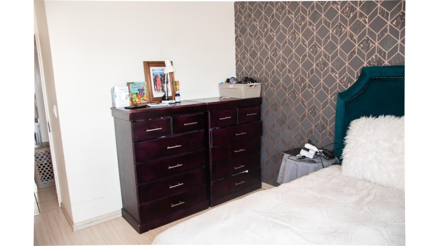 3 Bedroom Property for Sale in Barbeque Downs Gauteng