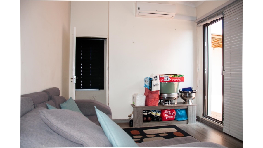 3 Bedroom Property for Sale in Barbeque Downs Gauteng