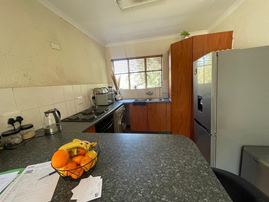 2 Bedroom Property for Sale in Willowbrook Gauteng