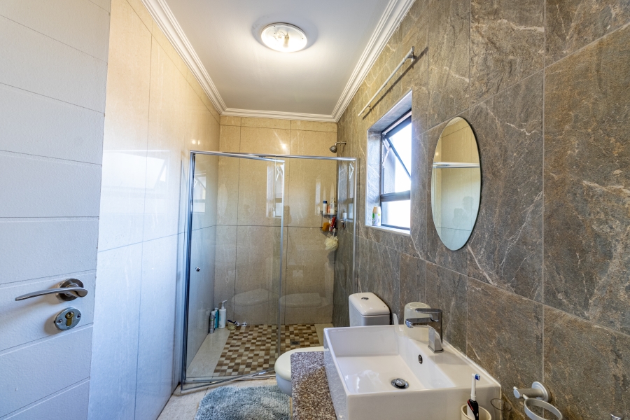 To Let 4 Bedroom Property for Rent in Willow Acres Gauteng