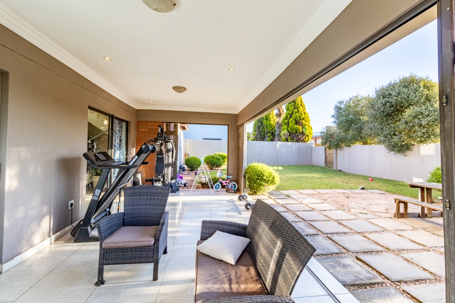 To Let 4 Bedroom Property for Rent in Willow Acres Gauteng