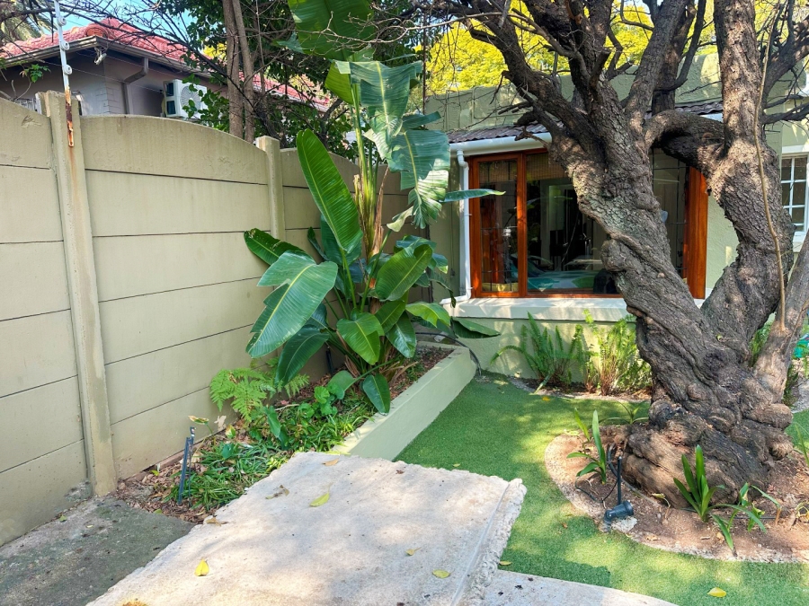 To Let 1 Bedroom Property for Rent in Highlands North Gauteng