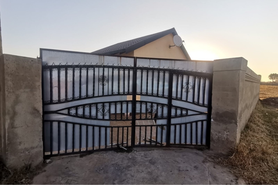3 Bedroom Property for Sale in Protea Glen Gauteng