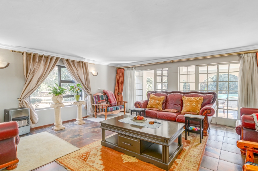4 Bedroom Property for Sale in Glen Austin Gauteng