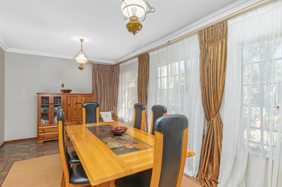 4 Bedroom Property for Sale in Glen Austin Gauteng
