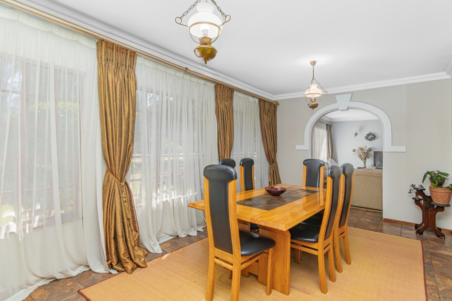 4 Bedroom Property for Sale in Glen Austin Gauteng