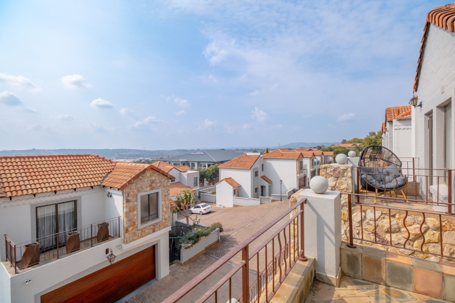 3 Bedroom Property for Sale in Allens Nek Gauteng