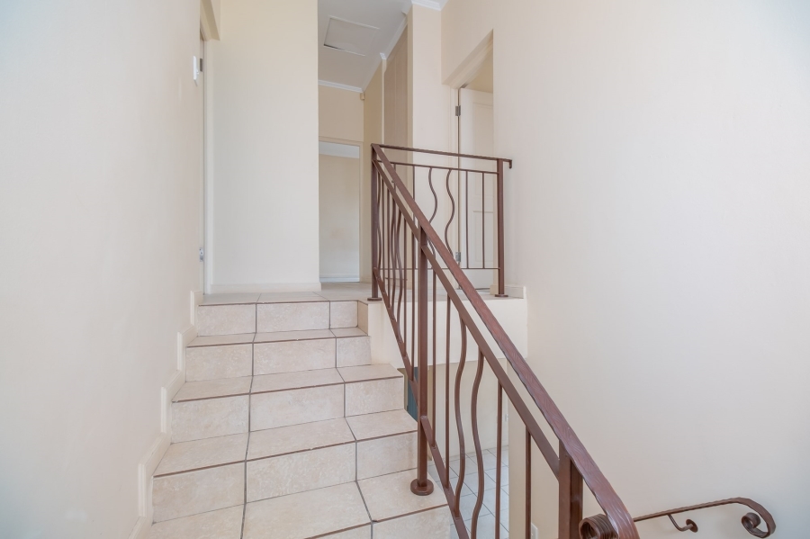 3 Bedroom Property for Sale in Allens Nek Gauteng