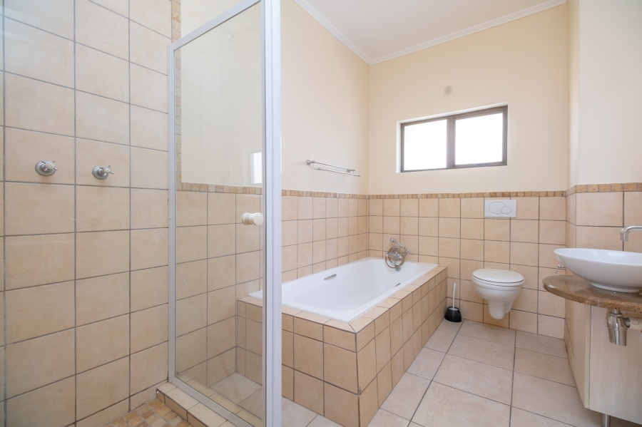 3 Bedroom Property for Sale in Allens Nek Gauteng