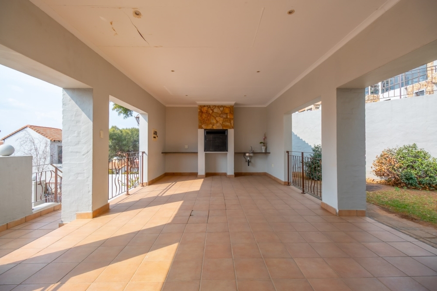 3 Bedroom Property for Sale in Allens Nek Gauteng