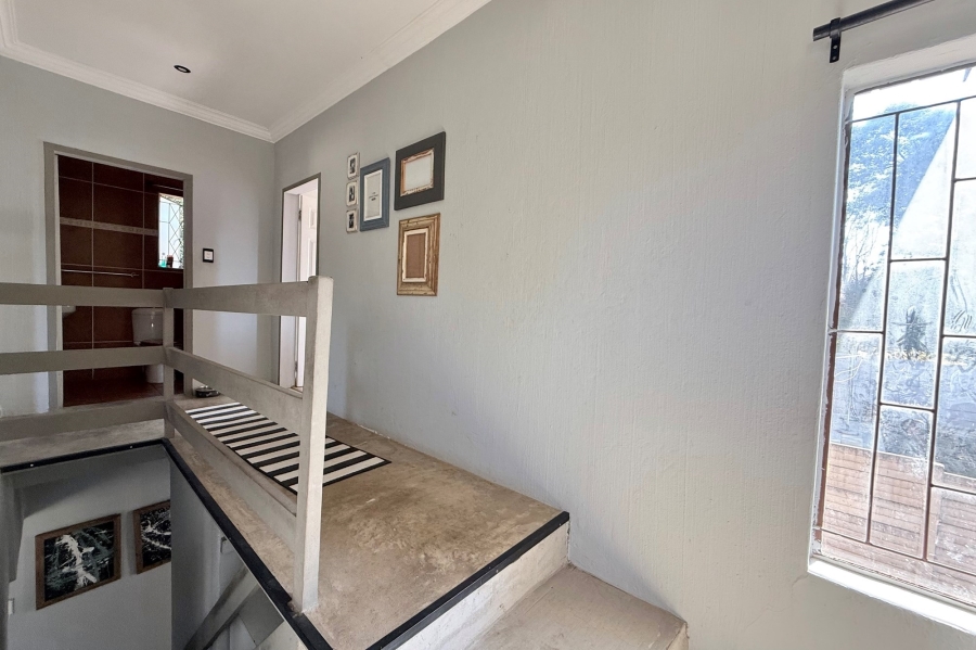 2 Bedroom Property for Sale in Elardus Park Gauteng
