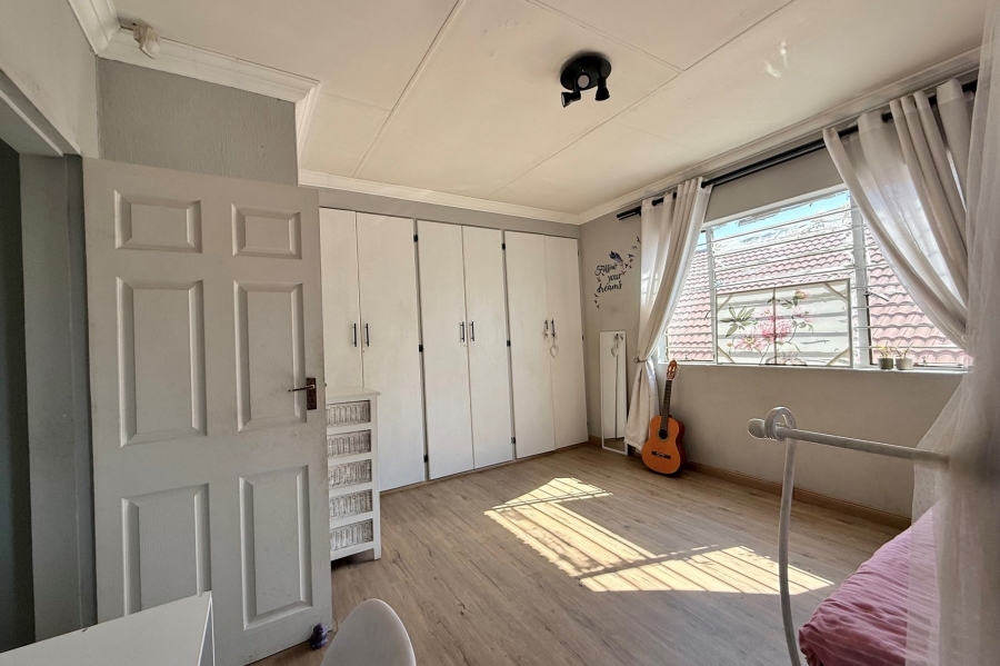 2 Bedroom Property for Sale in Elardus Park Gauteng