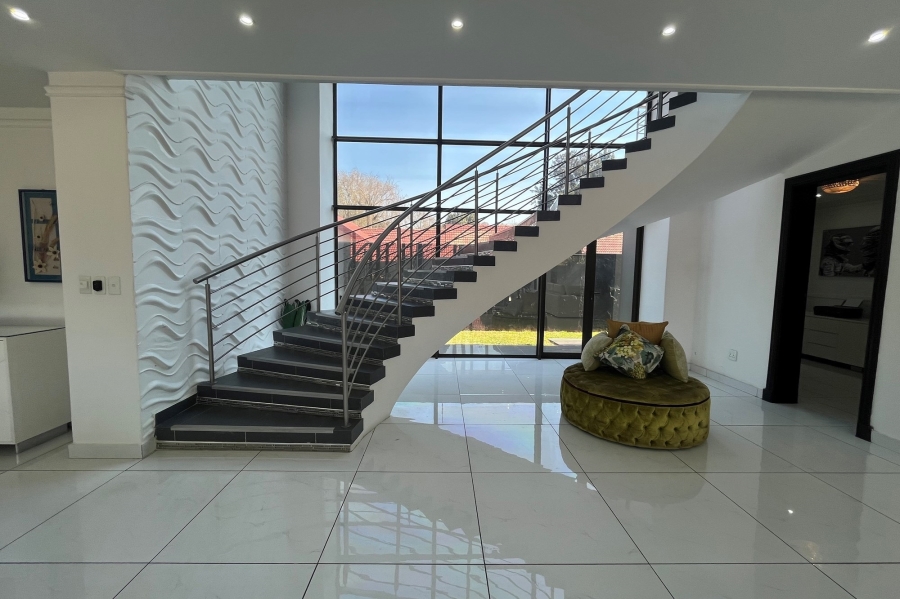 5 Bedroom Property for Sale in Bedfordview Gauteng