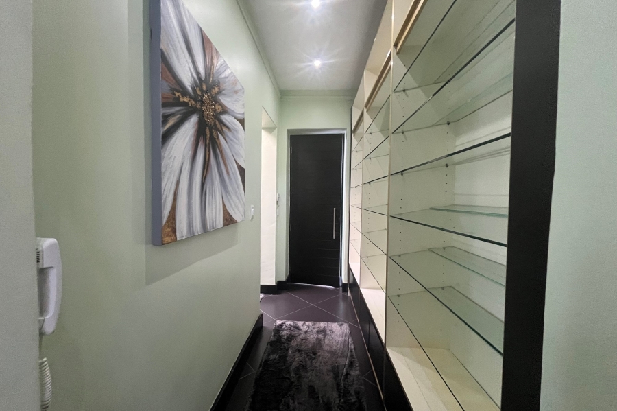 5 Bedroom Property for Sale in Bedfordview Gauteng